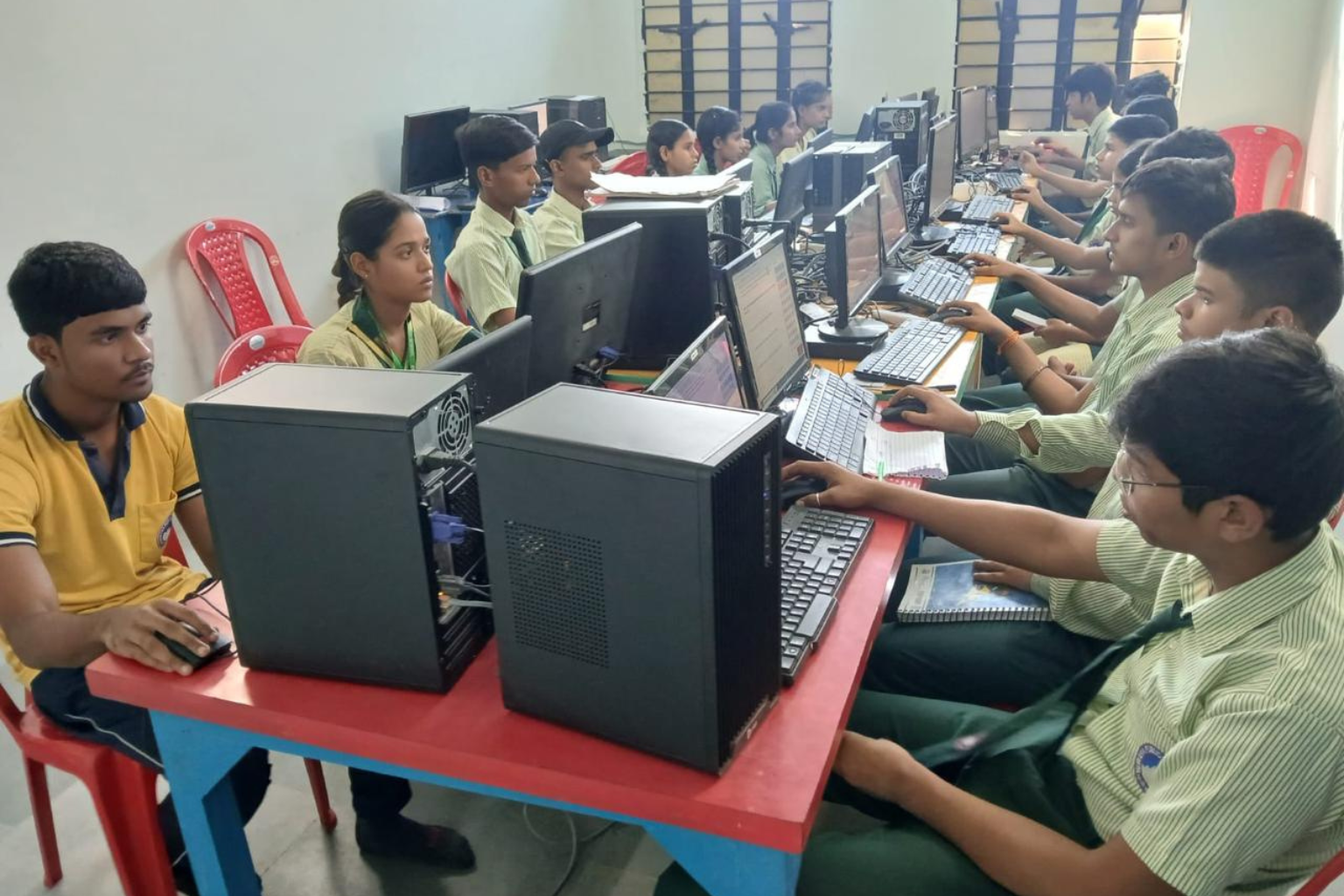 Computer lab at New Era Public School Patna